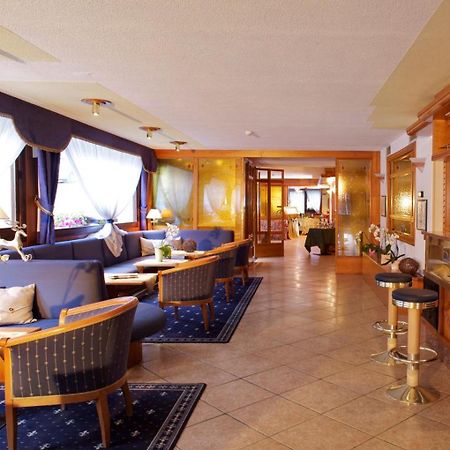 Hotel Caminetto Folgarida Eksteriør billede