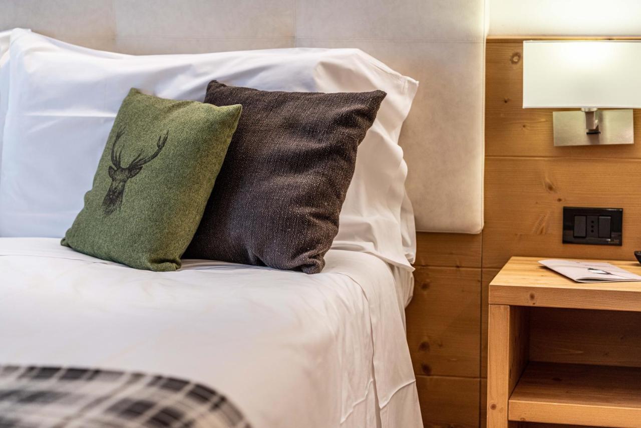 Hotel Caminetto Folgarida Eksteriør billede