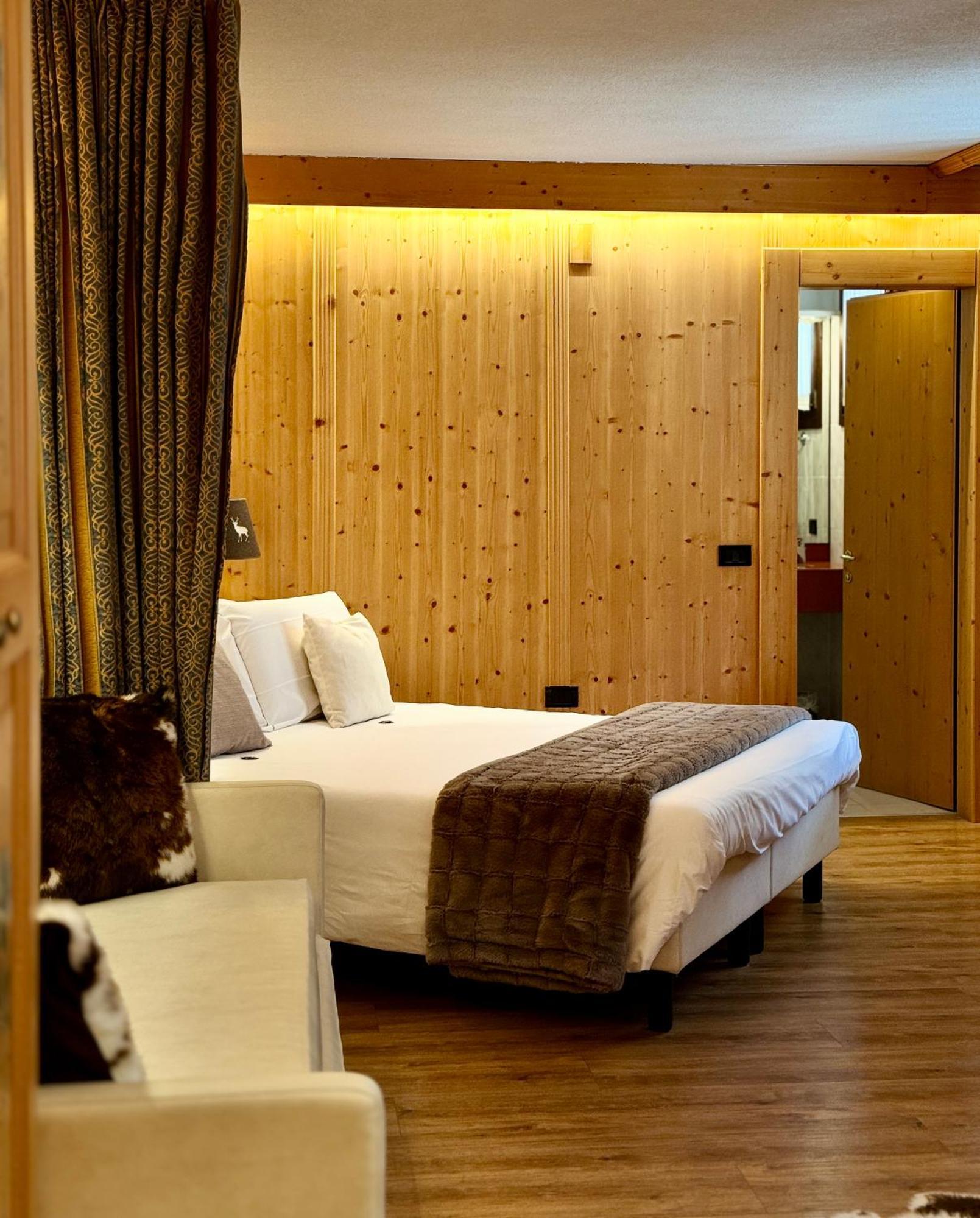 Hotel Caminetto Folgarida Eksteriør billede